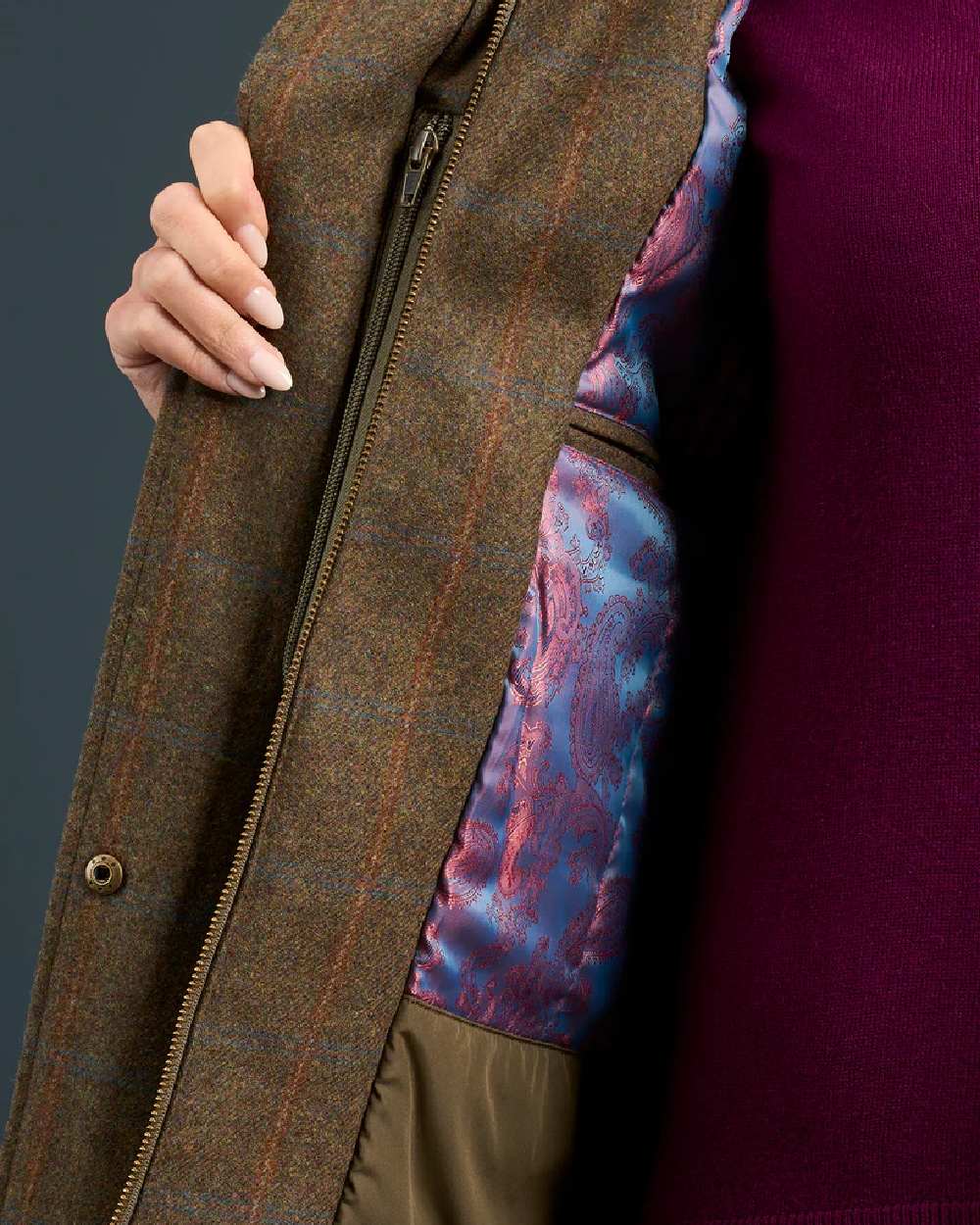 Alan Paine Combrook Ladies Tweed Coat - Image 13