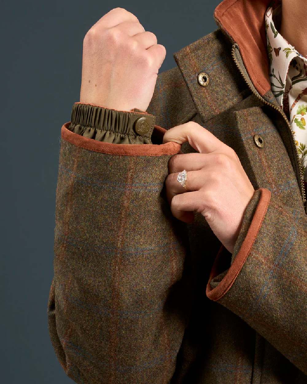 Alan Paine Combrook Ladies Tweed Coat - Image 14