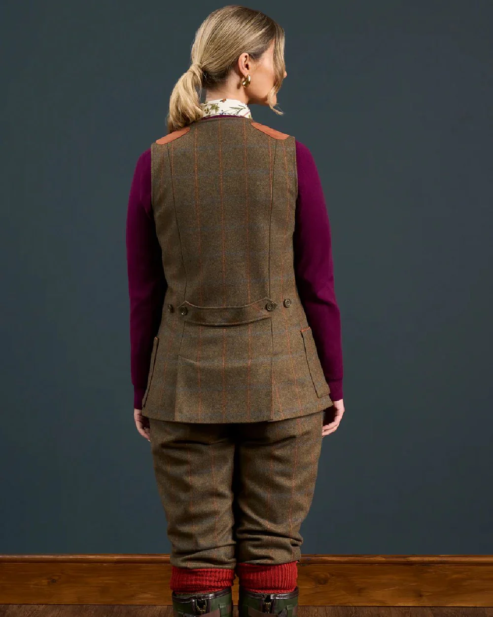Alan Paine Combrook Ladies Tweed Shooting Waistcoat - Image 13