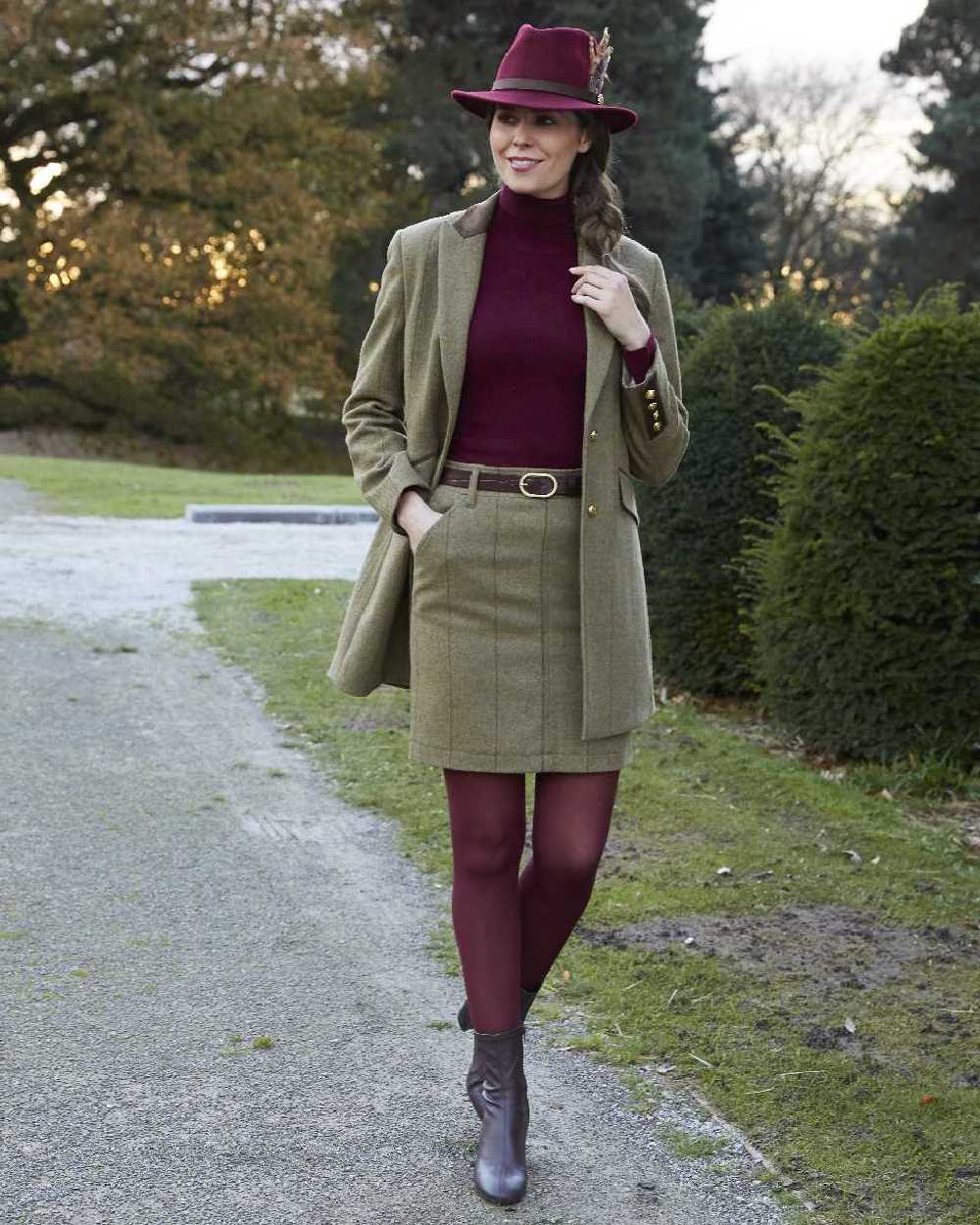 Alan Paine Combrook Tweed Skirt - Image 7