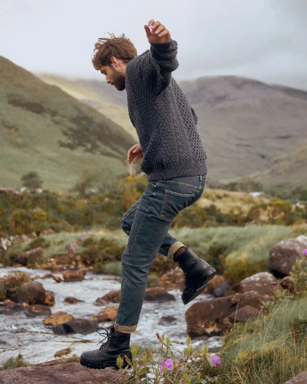 Aran Inisheer Traditional Sweater - Image 13