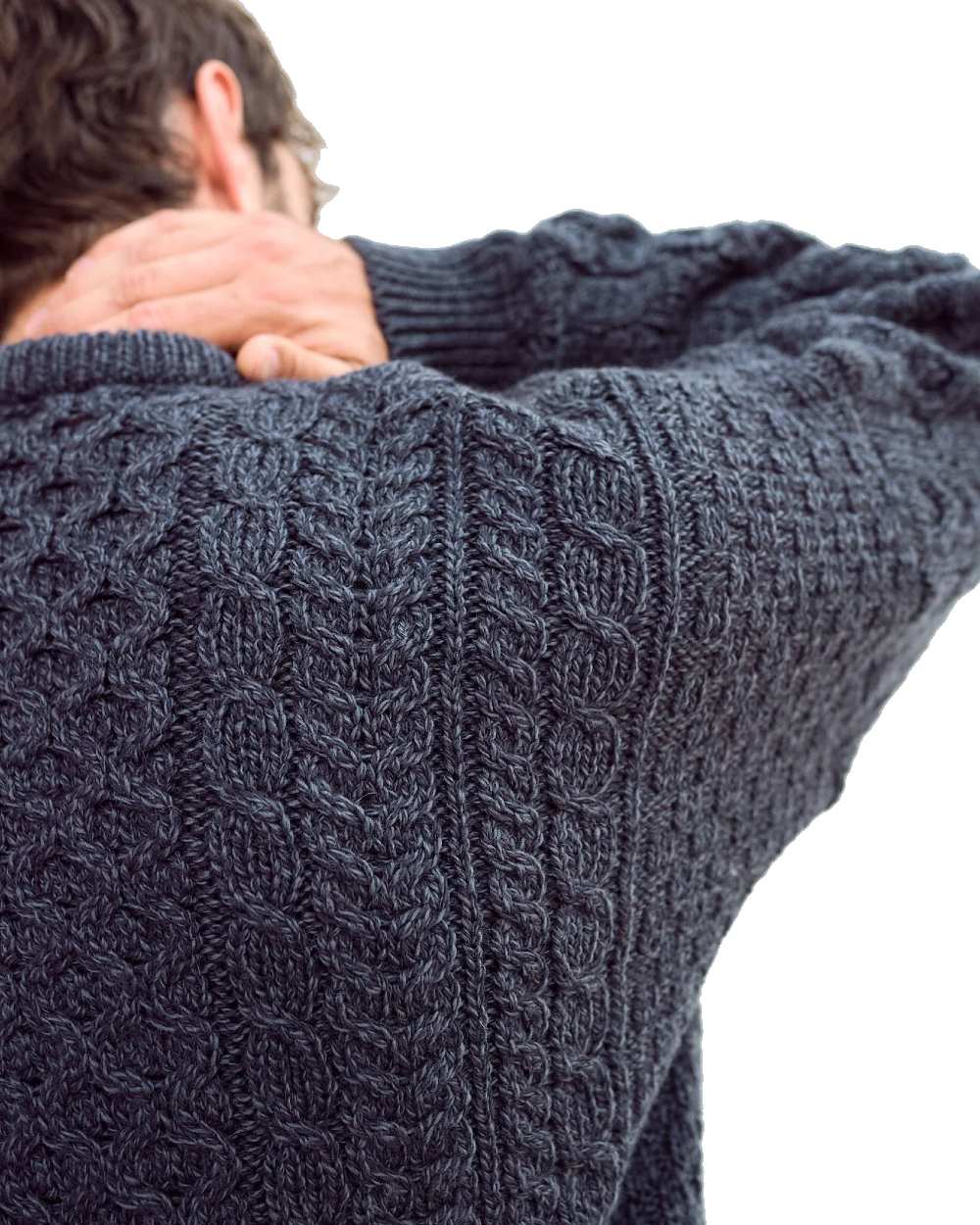 Aran Inisheer Traditional Sweater - Image 21