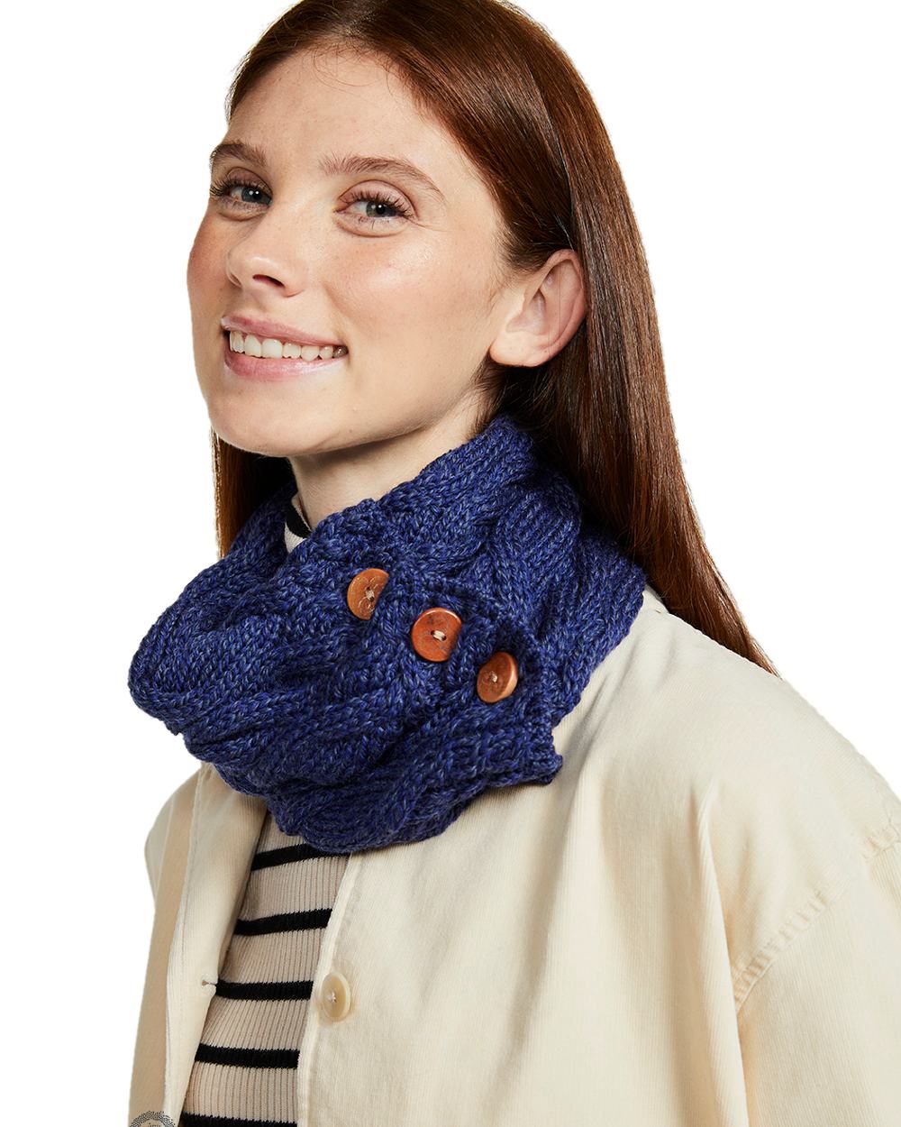 Aran Merino Wool Button Snood - Image 16