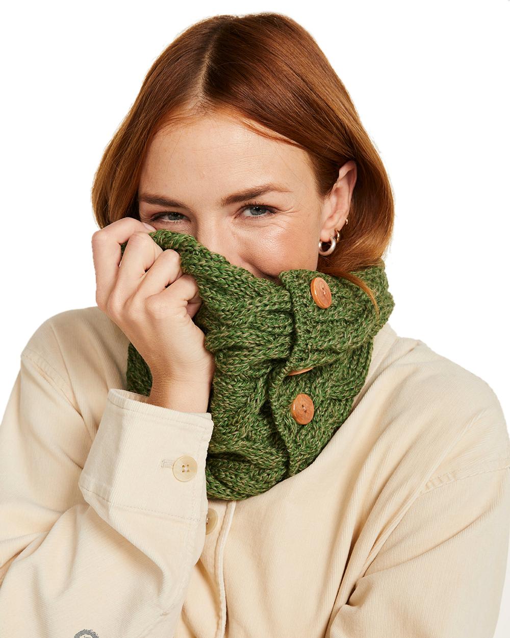 Aran Merino Wool Button Snood - Image 25
