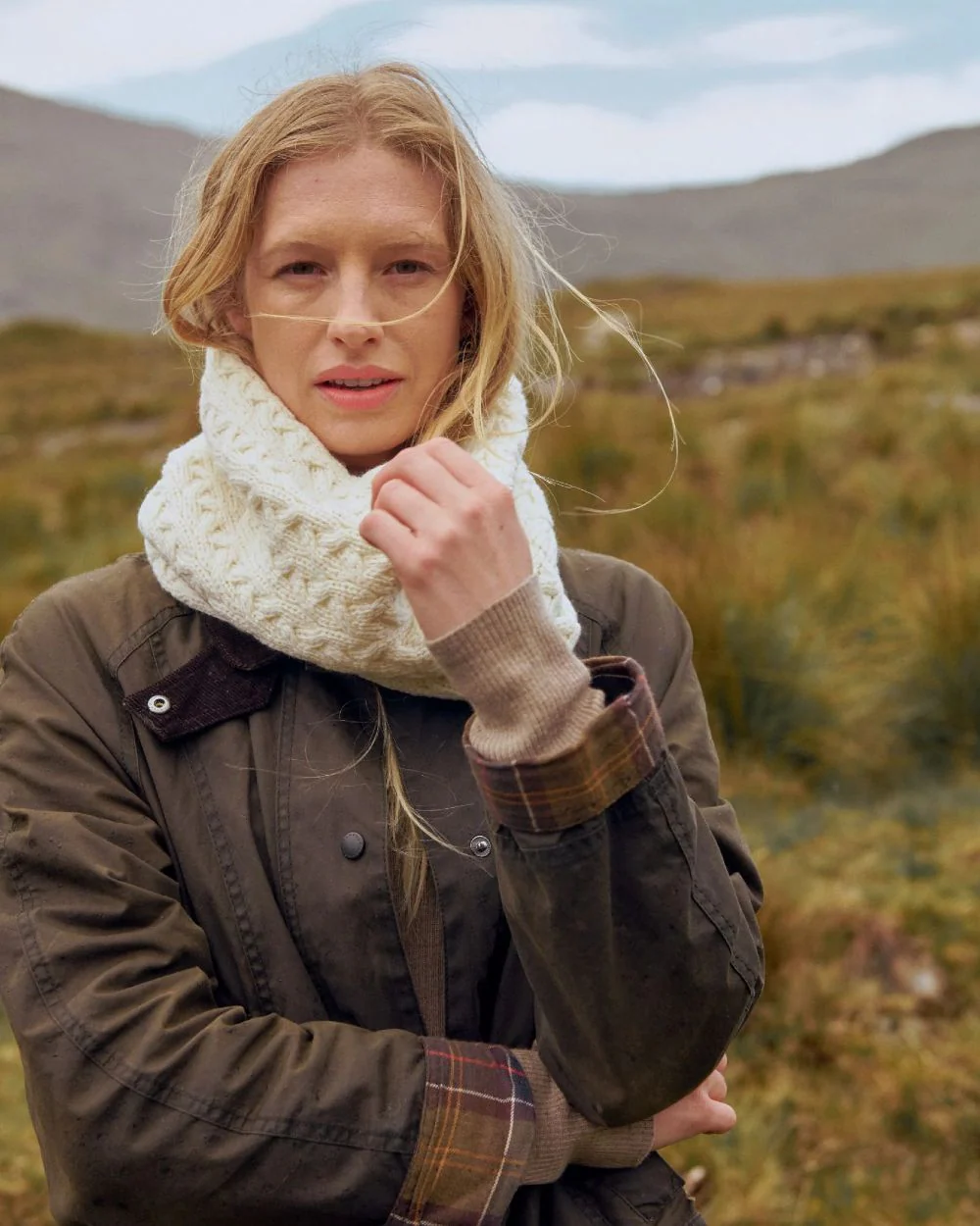 Aran Merino Wool Snood - Image 14