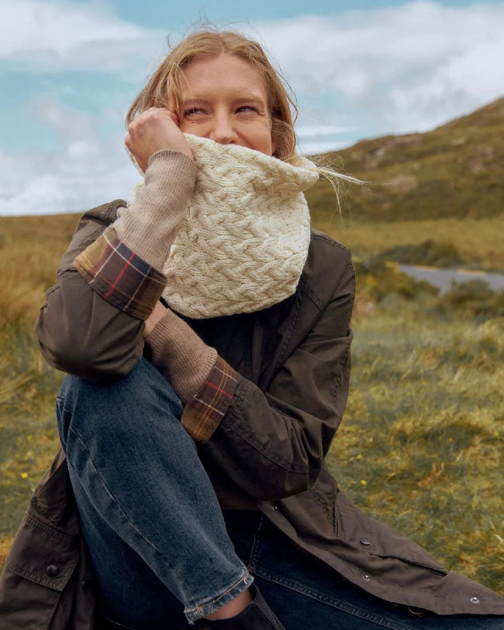 Aran Merino Wool Snood - Image 16