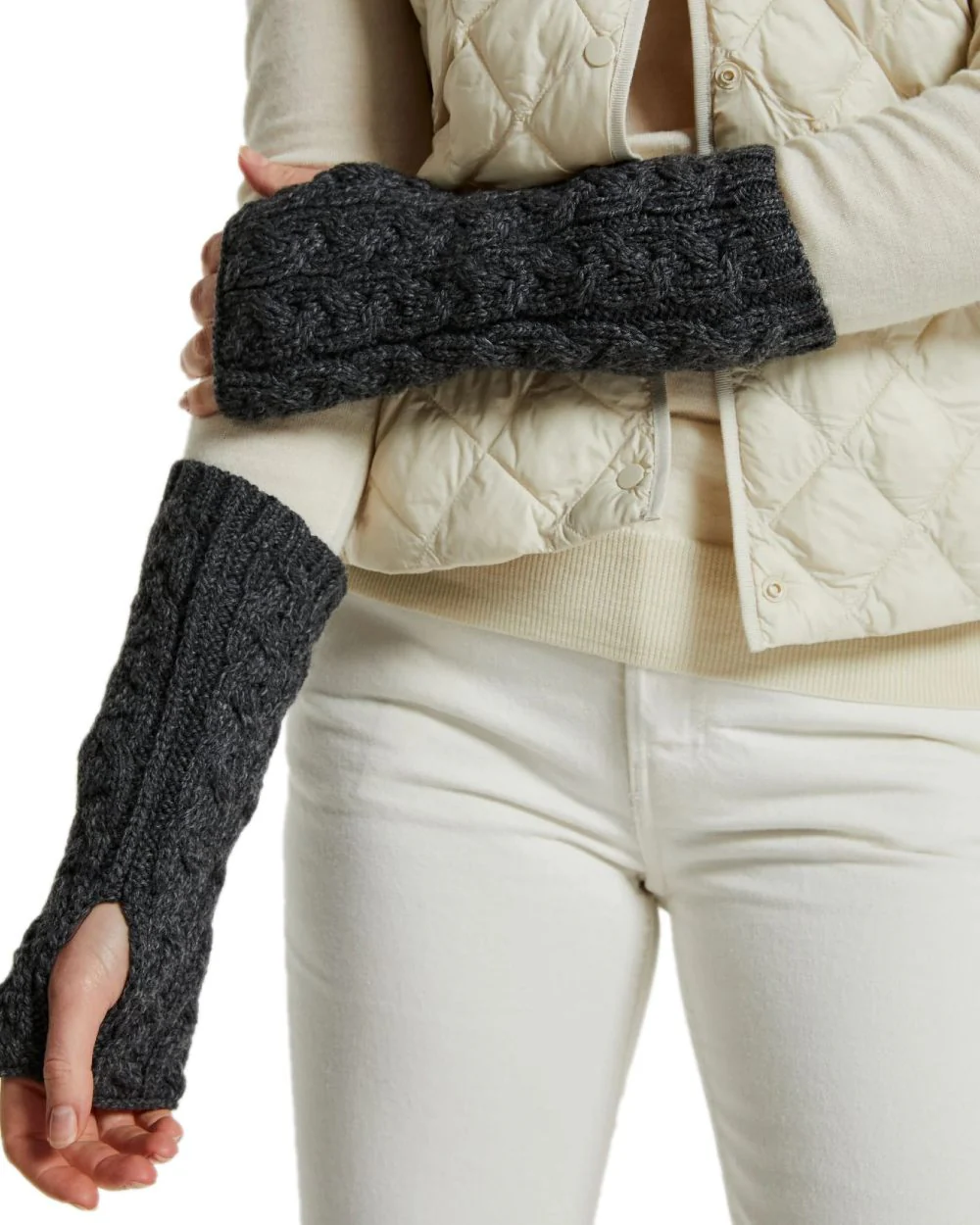 Aran Supersoft Merino Fingerless Gloves - Image 14