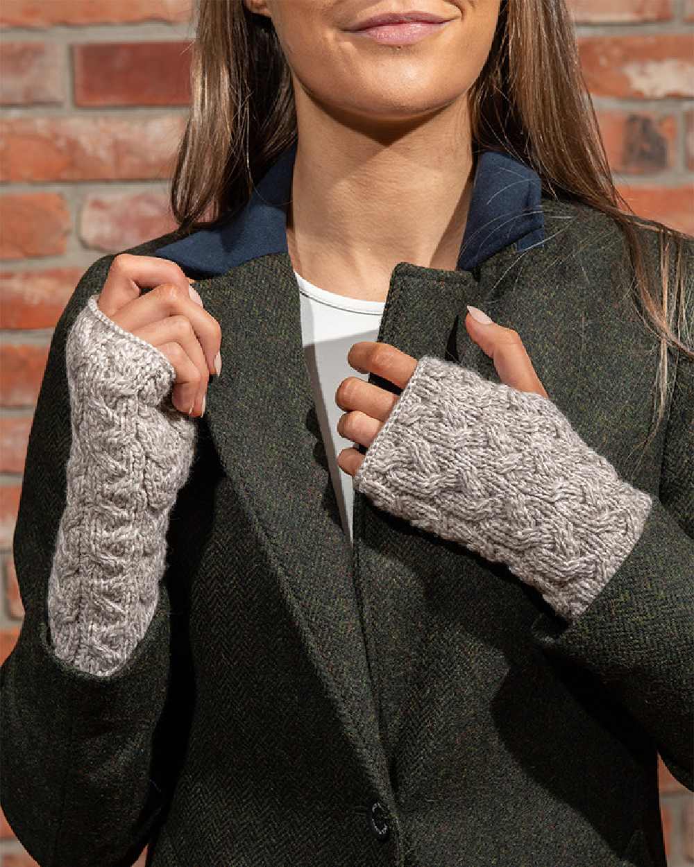 Aran Supersoft Merino Fingerless Gloves - Image 6