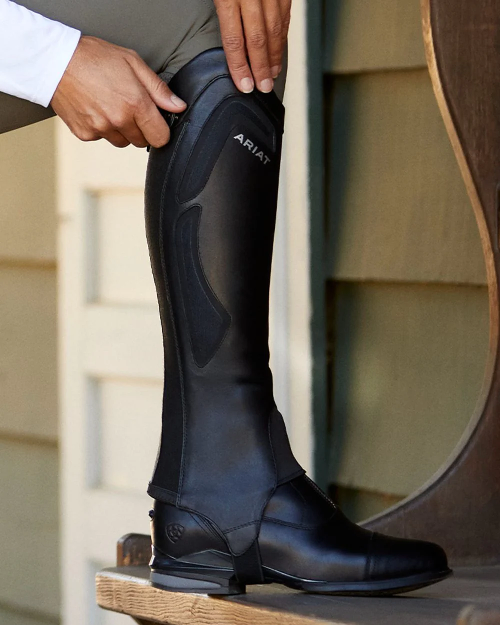 Ariat Heritage Contour Half Chap - Image 3