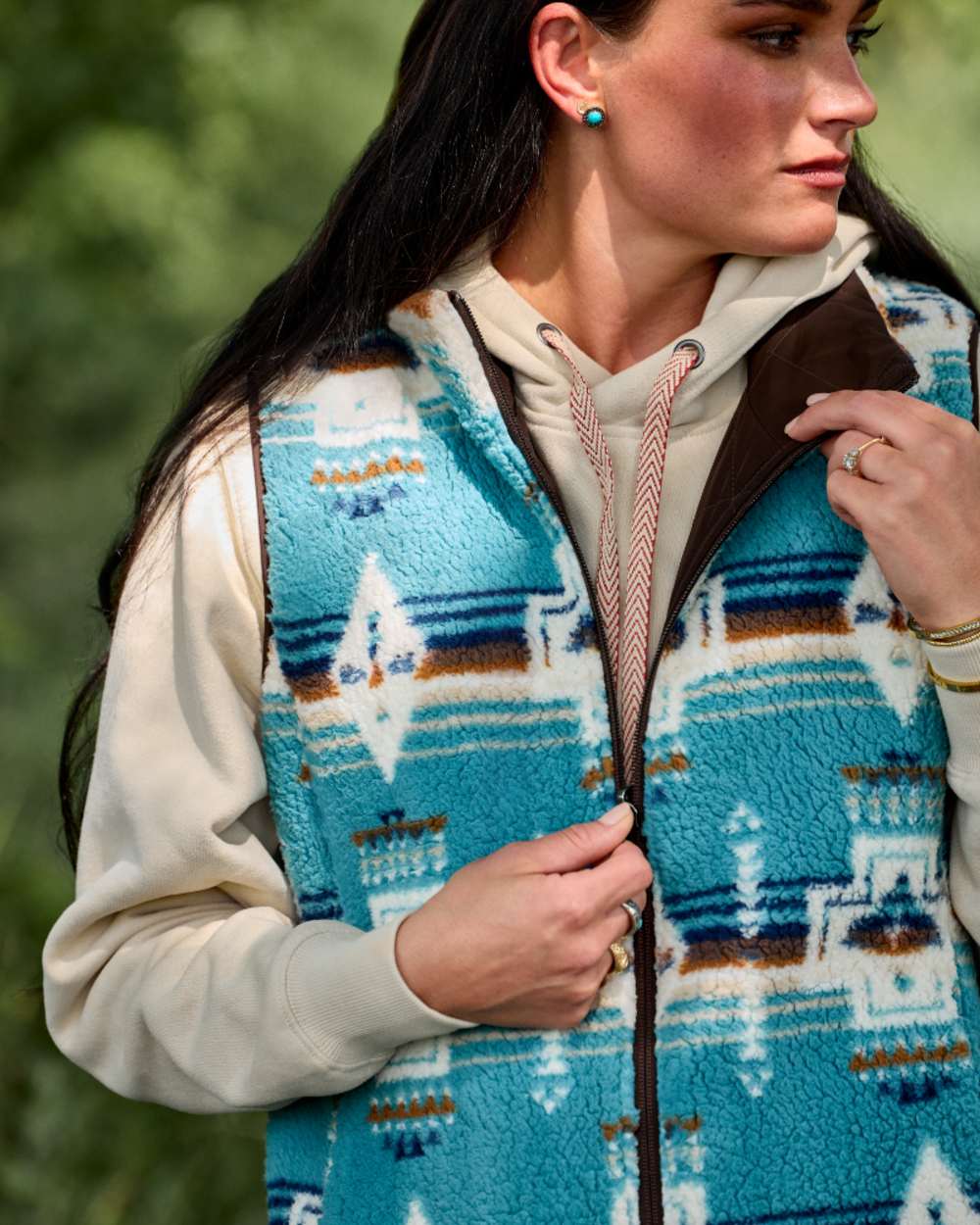 Ariat Womens Dilon 2.0 Reversible Insulated Vest - Image 9