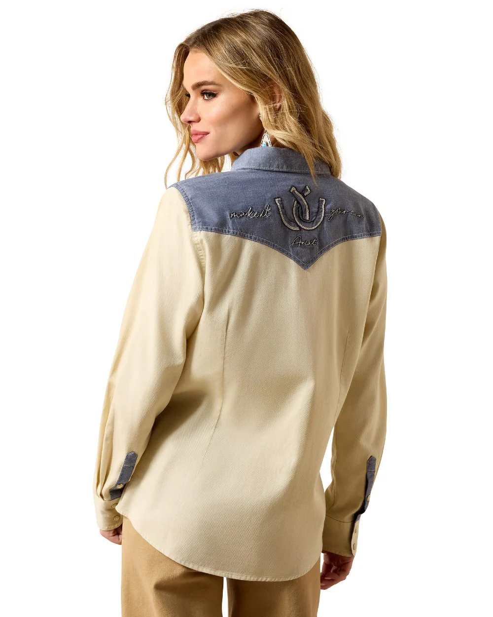 Ariat Womens Horseshoe Western Snap Shirt - Image 4