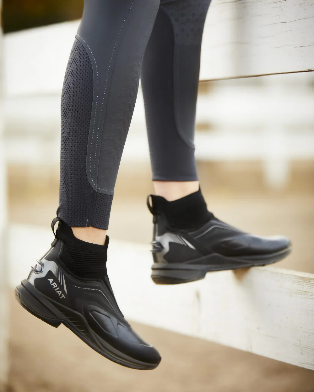 Ariat Womens Tri Factor Grip Knee Patch Breeches - Image 15