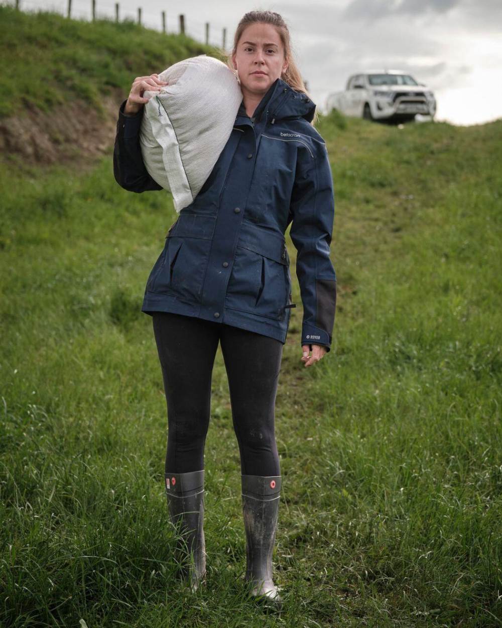 Betacraft Womens Rover Jacket - Image 2