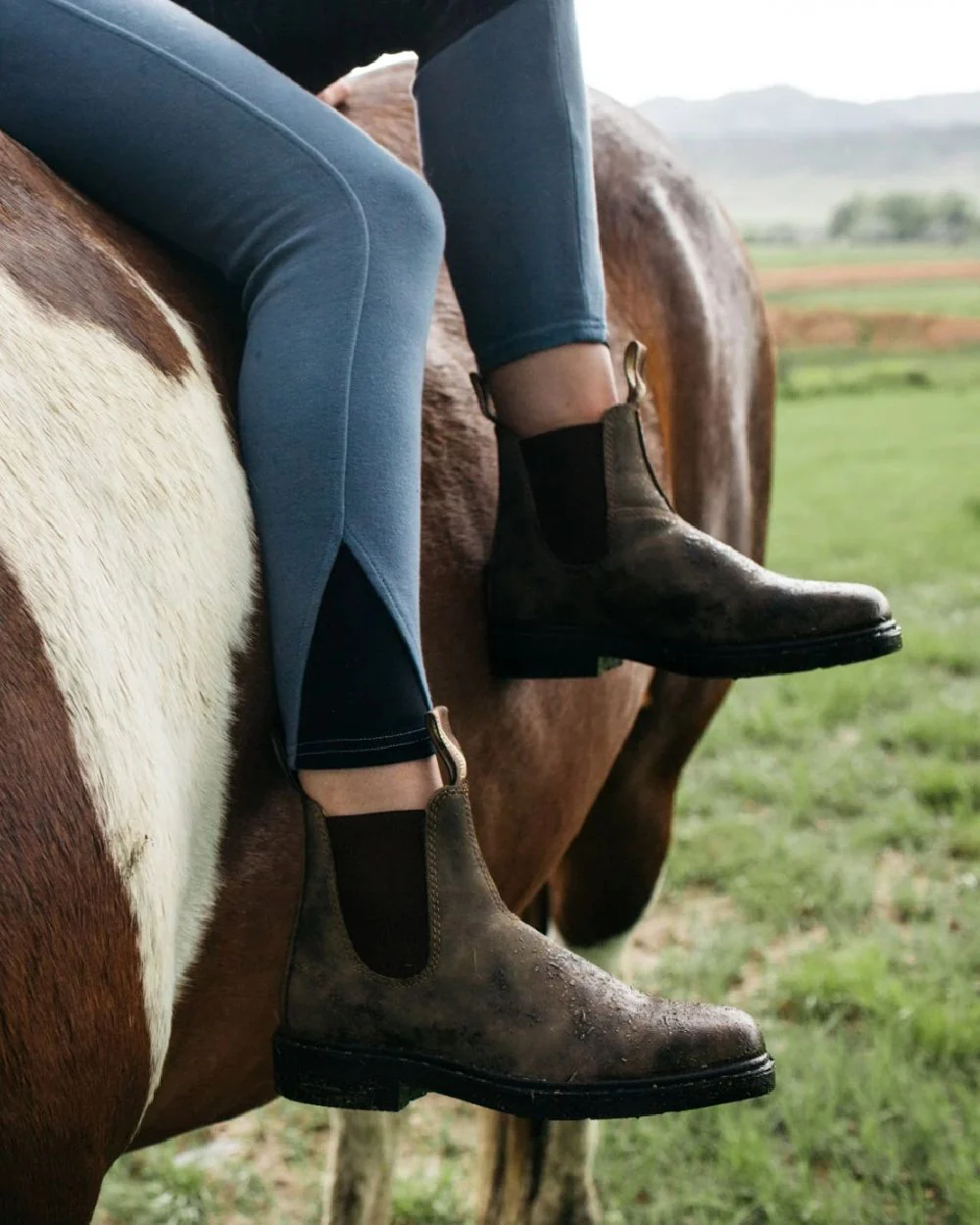 Blundstone 1306 Rustic Brown Chelsea Boots - Image 3