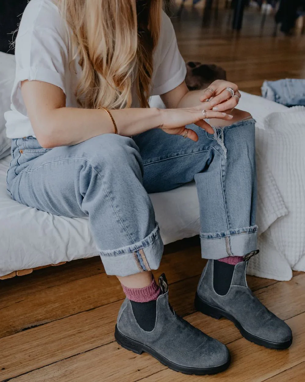 Blundstone 1910 Steel Grey Suede Leather Chelsea Boots - Image 3