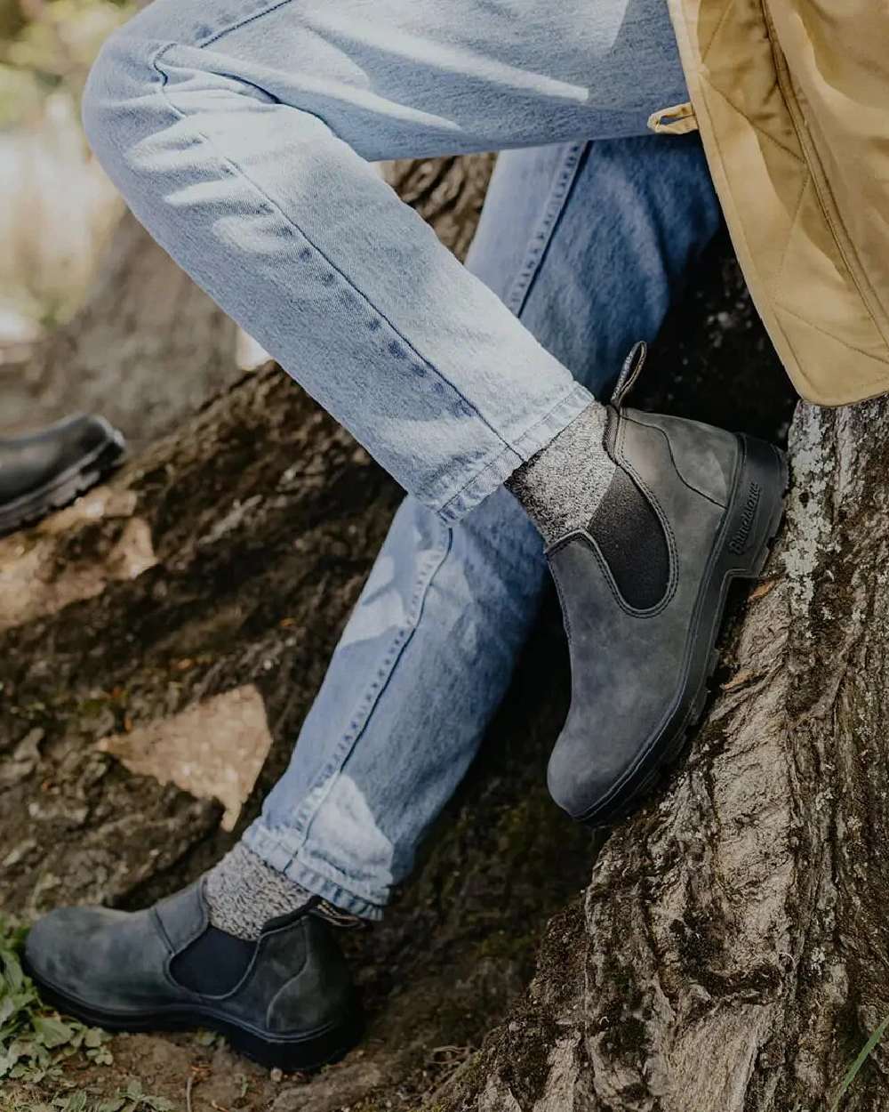 Blundstone 2035 Rustic Black Chelsea Boots - Image 3