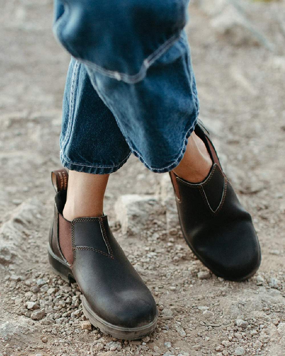 Blundstone 2038 Stout Brown Shoes - Image 6