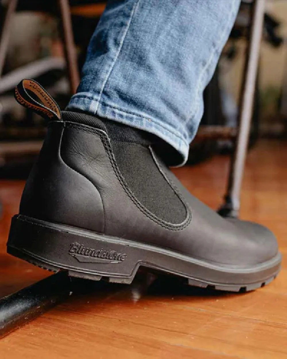 Blundstone 2039 Black Chelsea Boots - Image 3