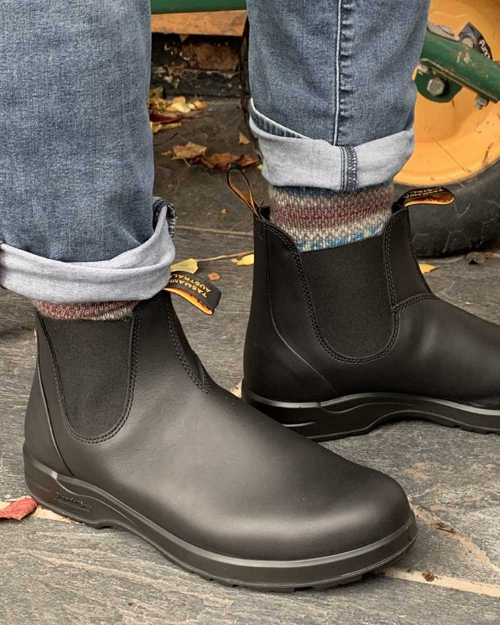 Blundstone 2058 Black Chelsea Boots - Image 3