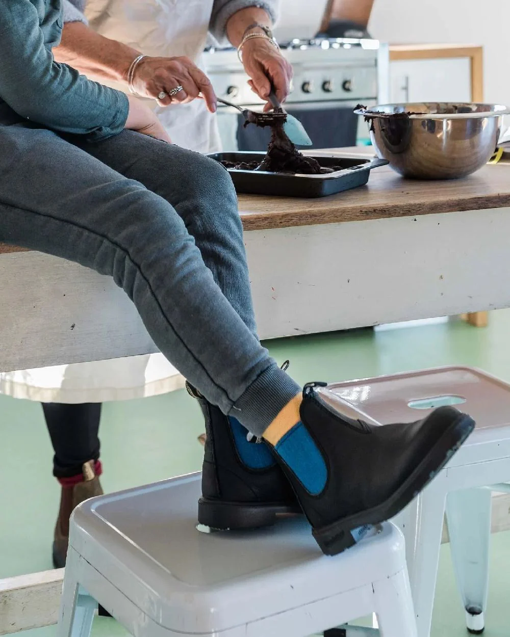 Blundstone Childrens 580 Black Blue Chelsea Boots - Image 5