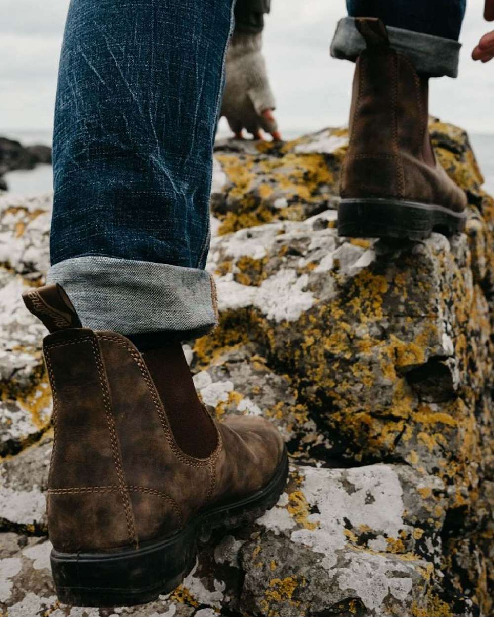 Blundstone Classic 585 Chelsea Boots - Image 11
