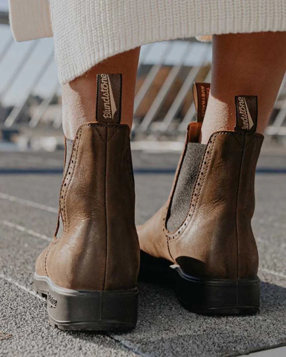 Blundstone Womens 2151 Antique Brown Leather Chelsea Boots - Image 4