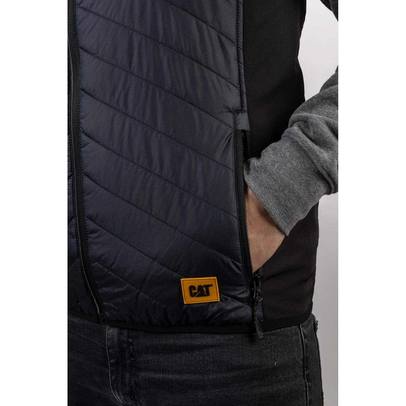 Caterpillar Trades Hybrid Body Warmer - Image 8
