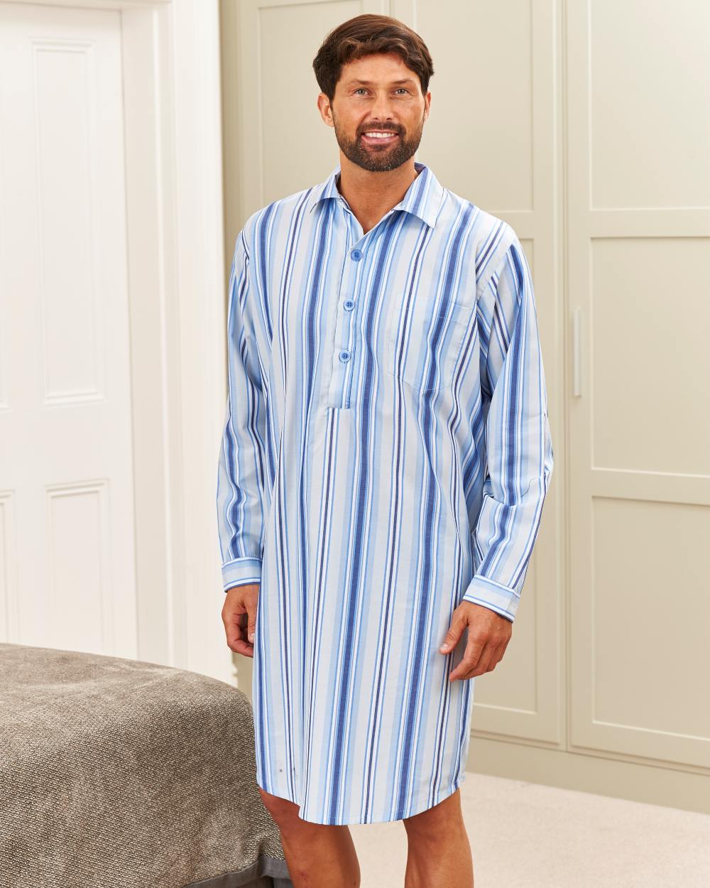 Champion Westminster Nightshirt - Image 2