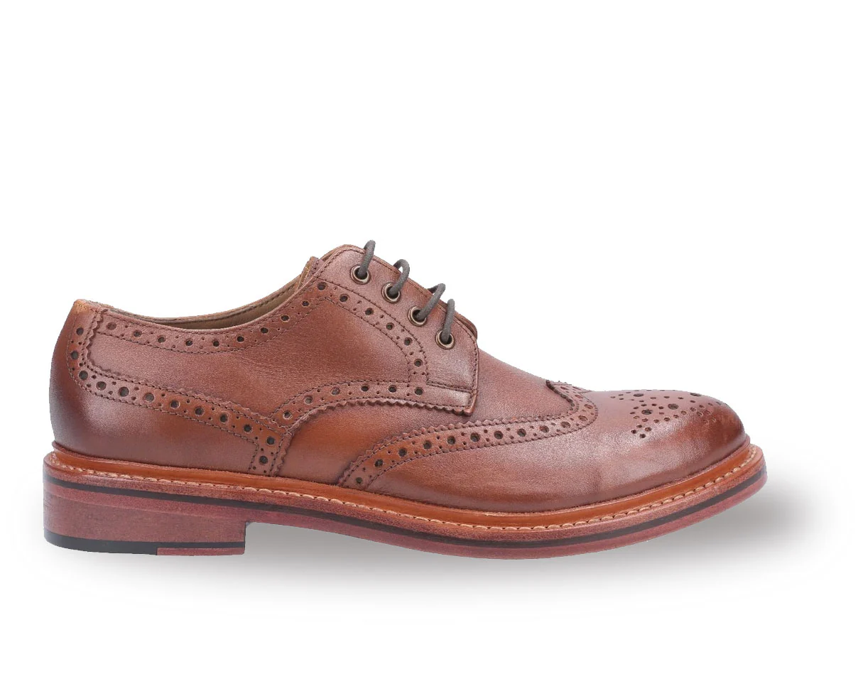 Cotswold Quenington All Leather Brogue Shoe - Image 3