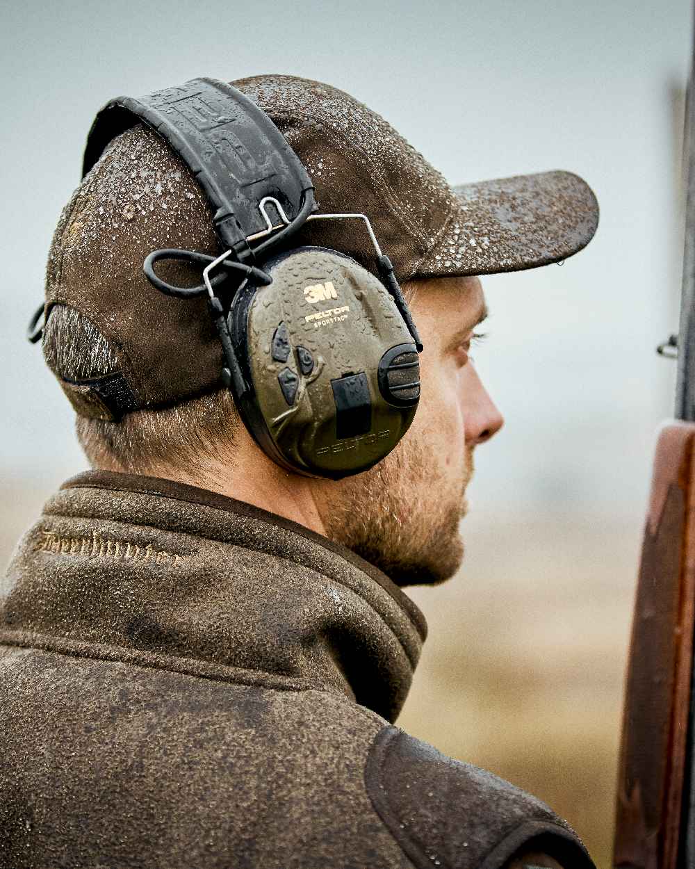 Deerhunter Gamekeeper Shooting Waistcoat - Image 3