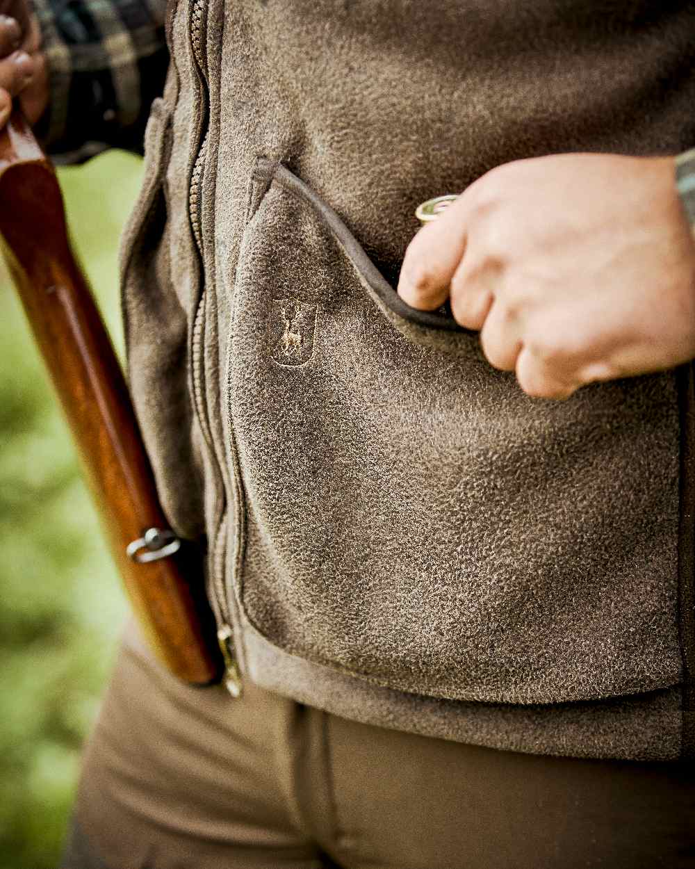 Deerhunter Gamekeeper Shooting Waistcoat - Image 4