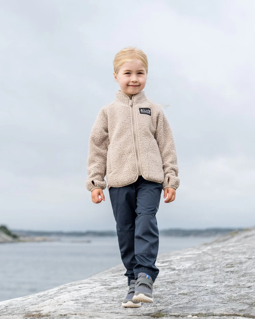 Didriksons Childrens Gibbs Full Zip Jacket 2 - Image 3