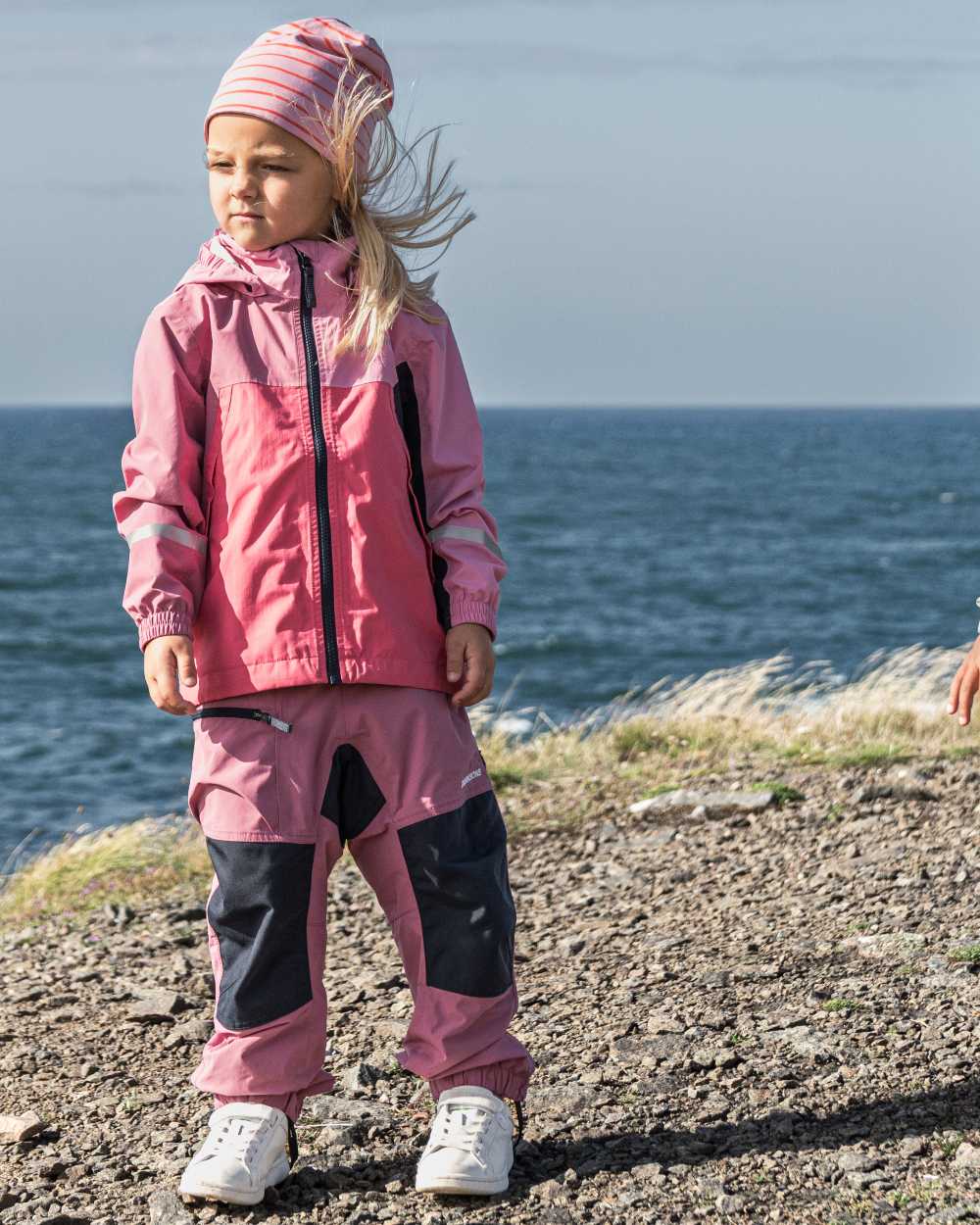 Didriksons Childrens Pilvi Waterproof Jacket - Image 3