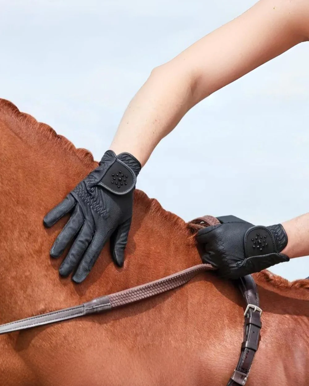 Dublin Everyday Bling Riding Gloves - Image 3