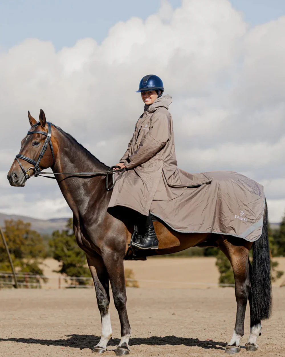 Equidry Waterproof Lite Fleece Lined Exercise Sheet - Image 6