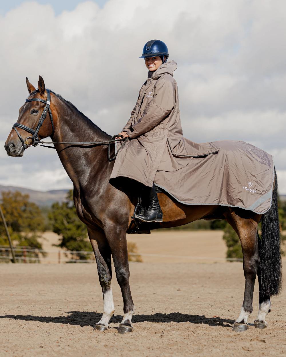 Equidry Waterproof Thick Fleece Lined Exercise Sheet - Image 47