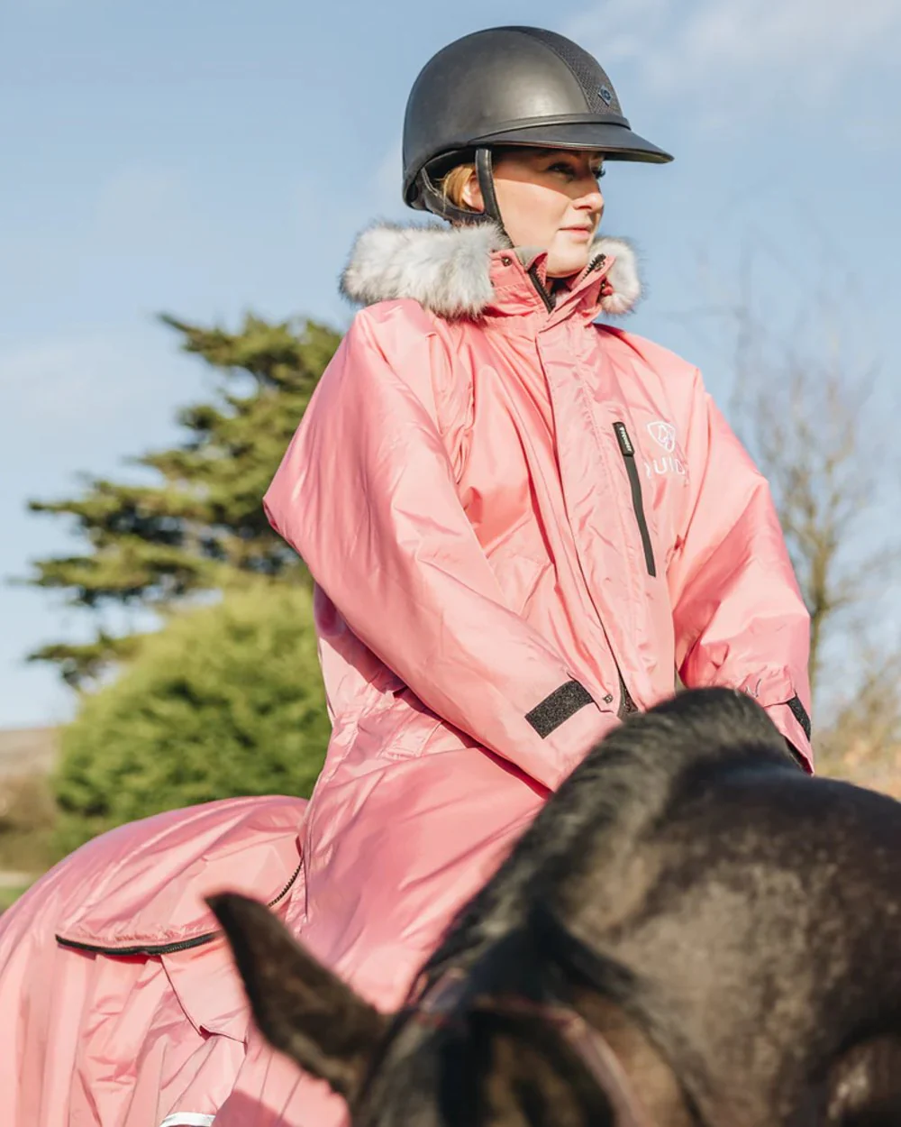 Equidry Womens Evolution Thick Fleece With Fur Hood - Image 2
