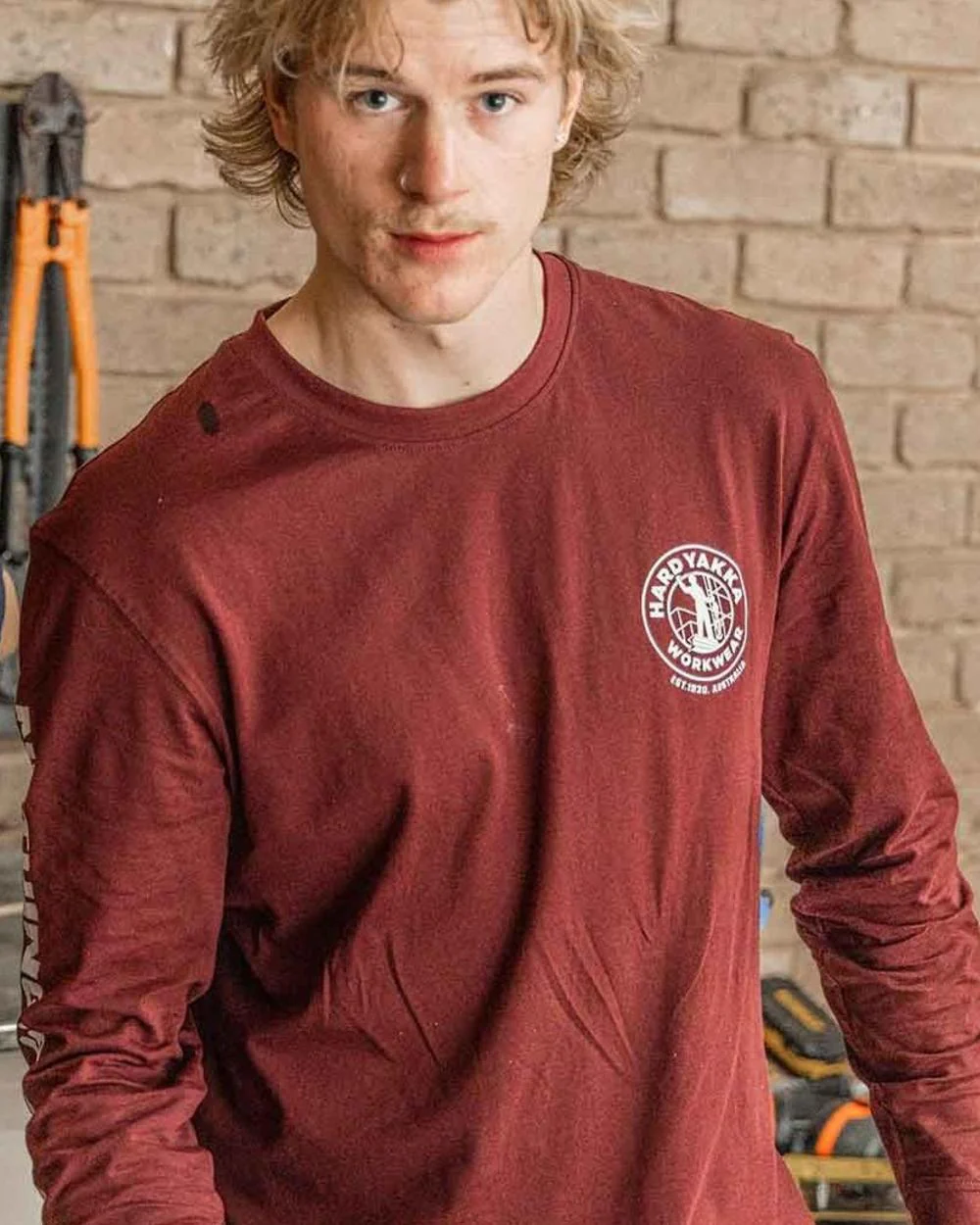 Hard Yakka Heritage Long Sleeve T-Shirt - Image 2