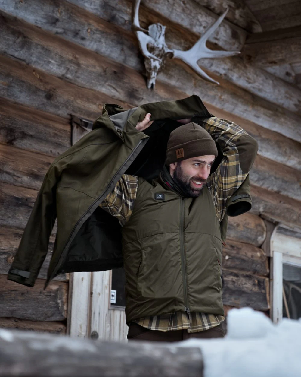 Harkila Clim8 Base Waistcoat - Image 3
