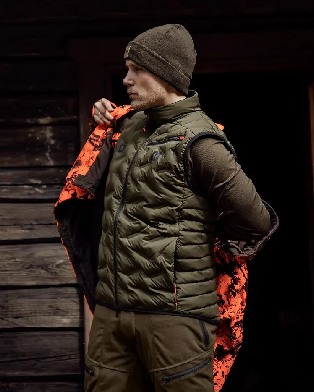 Harkila Clim8 Insulated Waistcoat - Image 2
