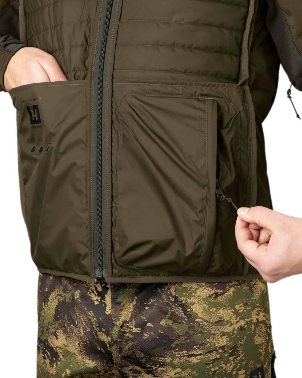 Harkila Deer Stalker Camo Reversible Packable Waistcoat - Image 6