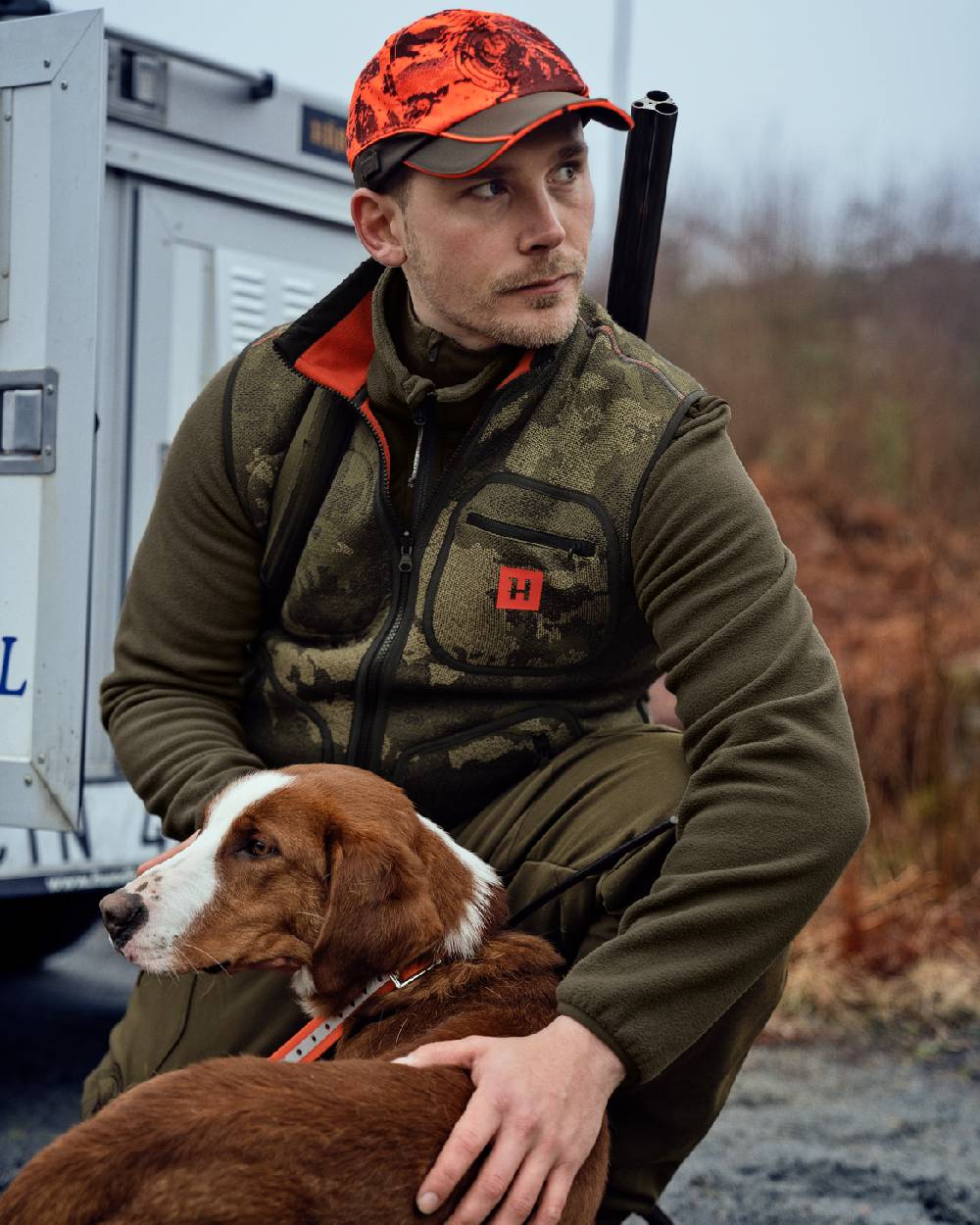 Harkila Kamko Pro Edition Reversible Hi-Vis Waistcoat - Image 3