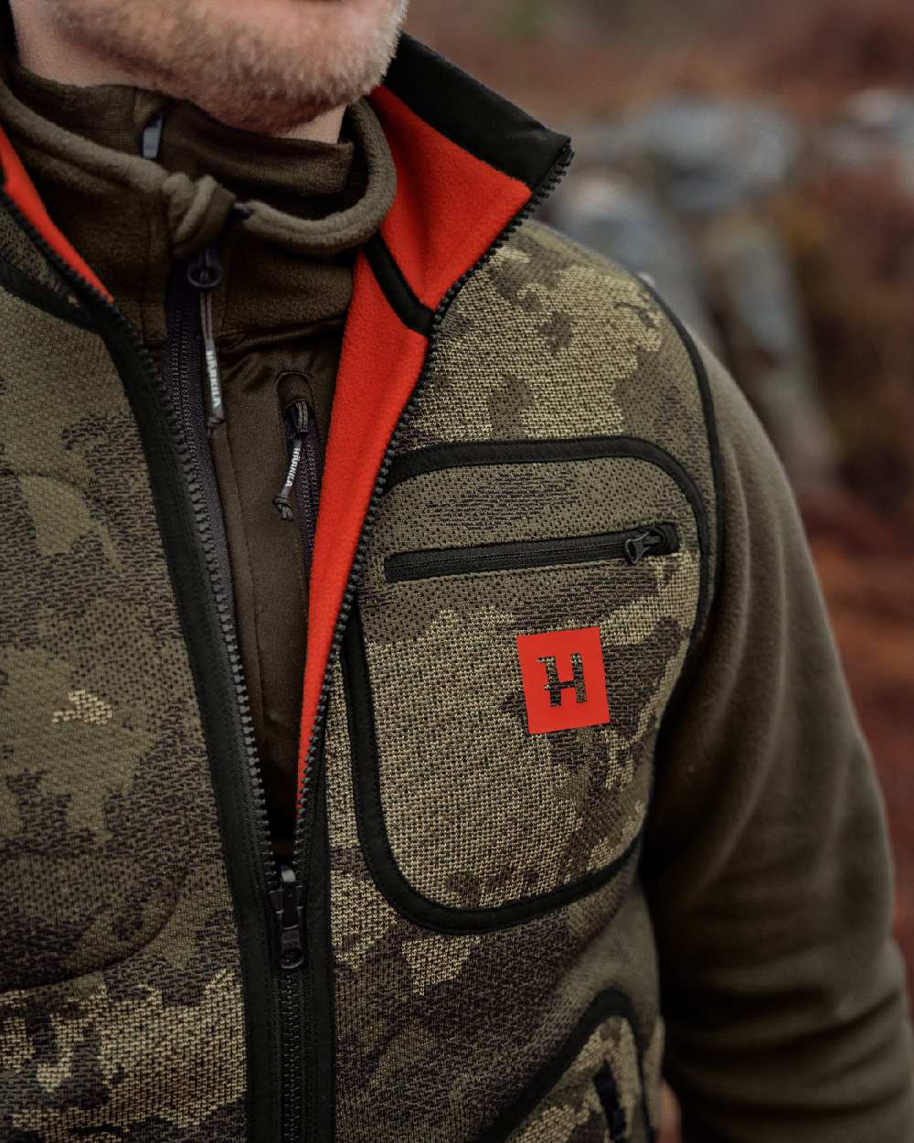 Harkila Kamko Pro Edition Reversible Hi-Vis Waistcoat - Image 6