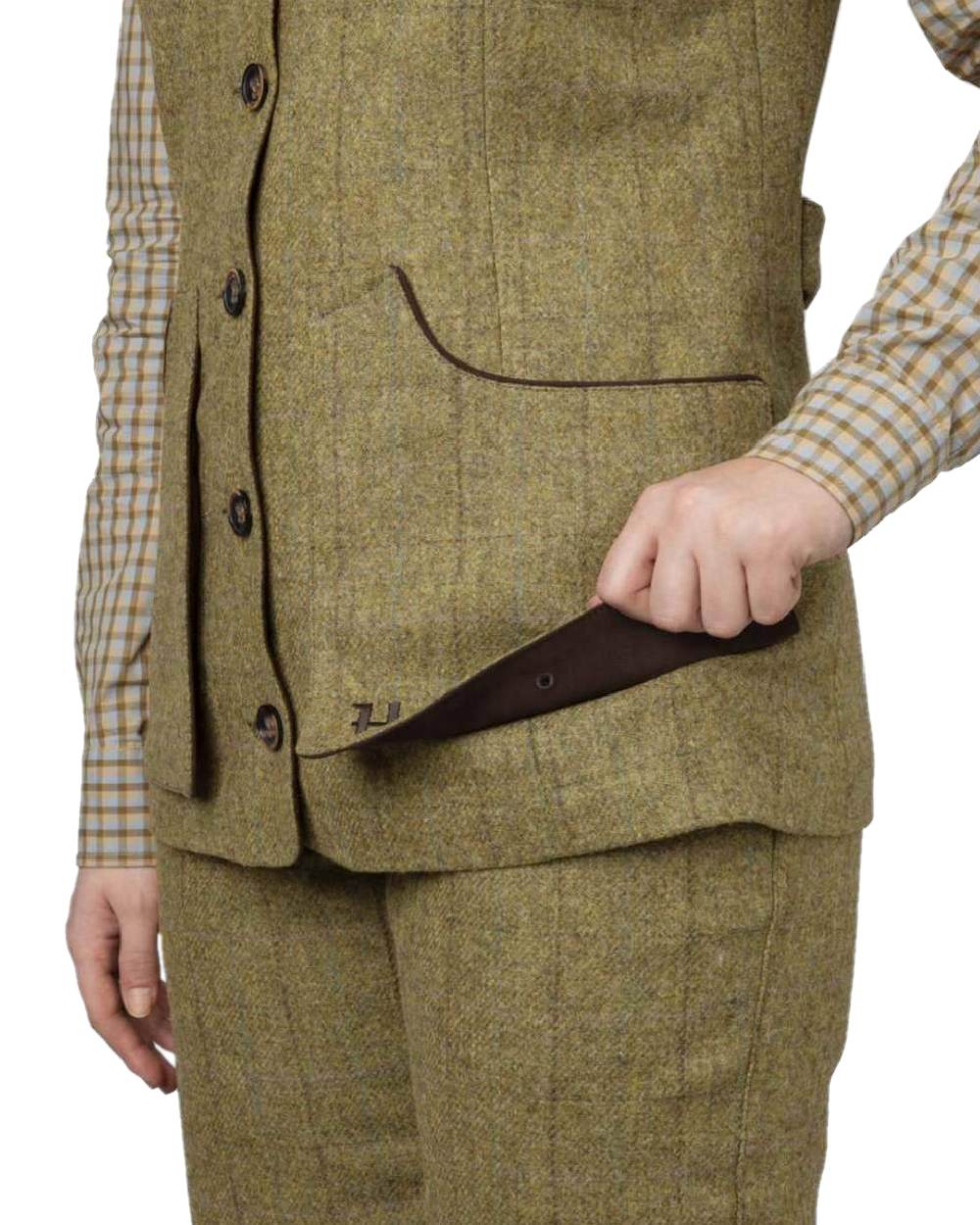 Harkila Womens Jura Shooting Waistcoat - Image 4