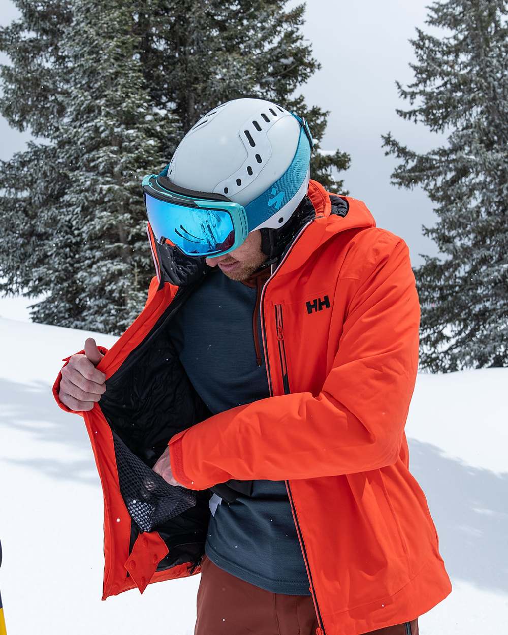 Helly Hansen Mens Alpha Lifaloft Insulated Ski Pants - Image 36
