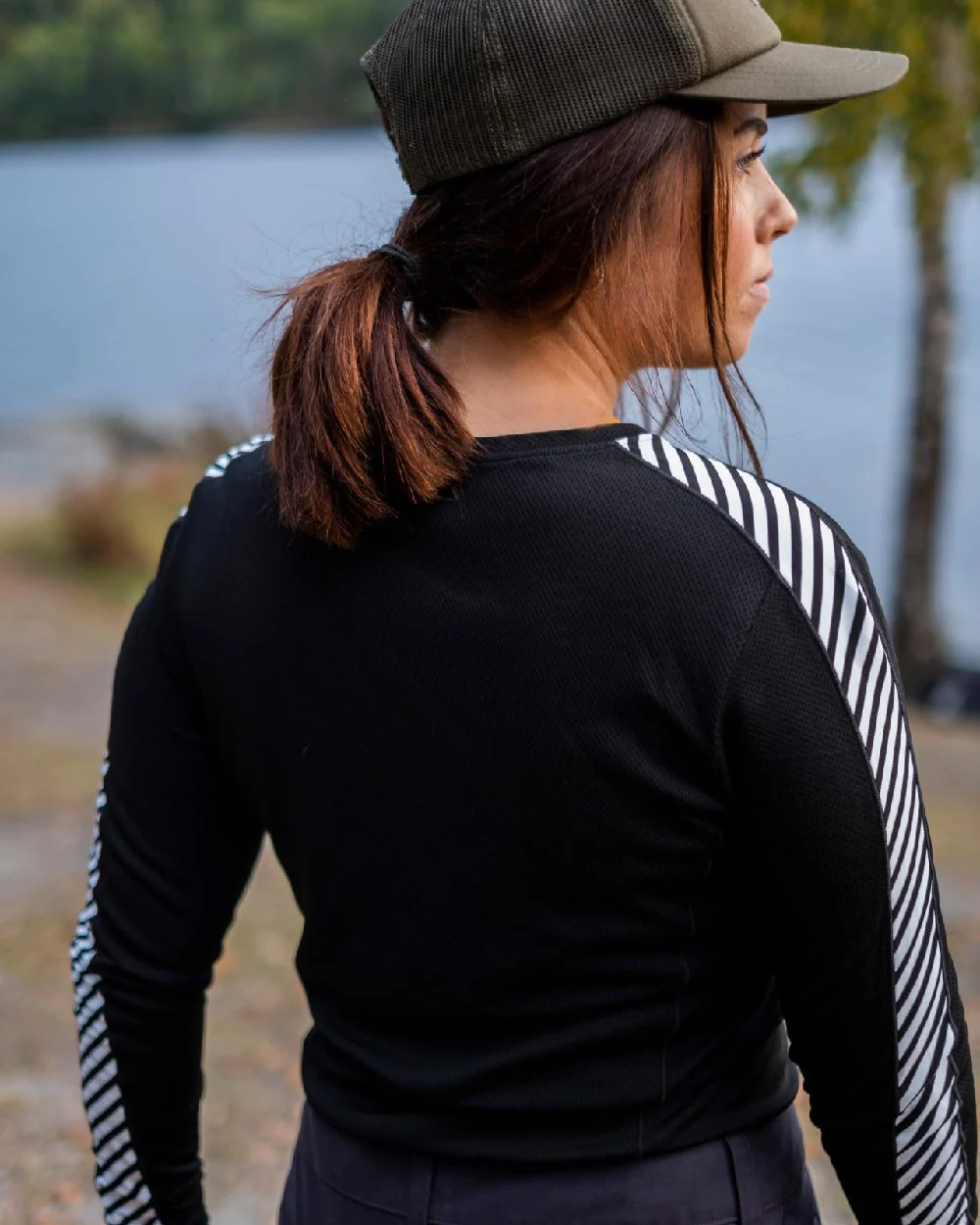 Helly Hansen Womens Lifa Long Sleeve Crew Base Layer - Image 5