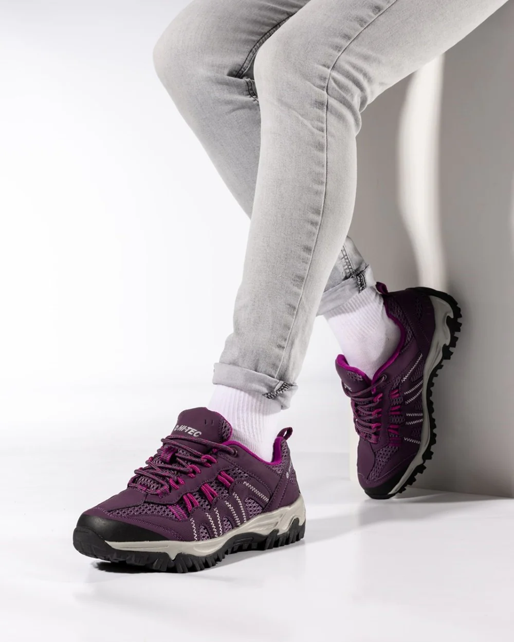 Hi-Tec Womens Jaguar Shoes - Image 9
