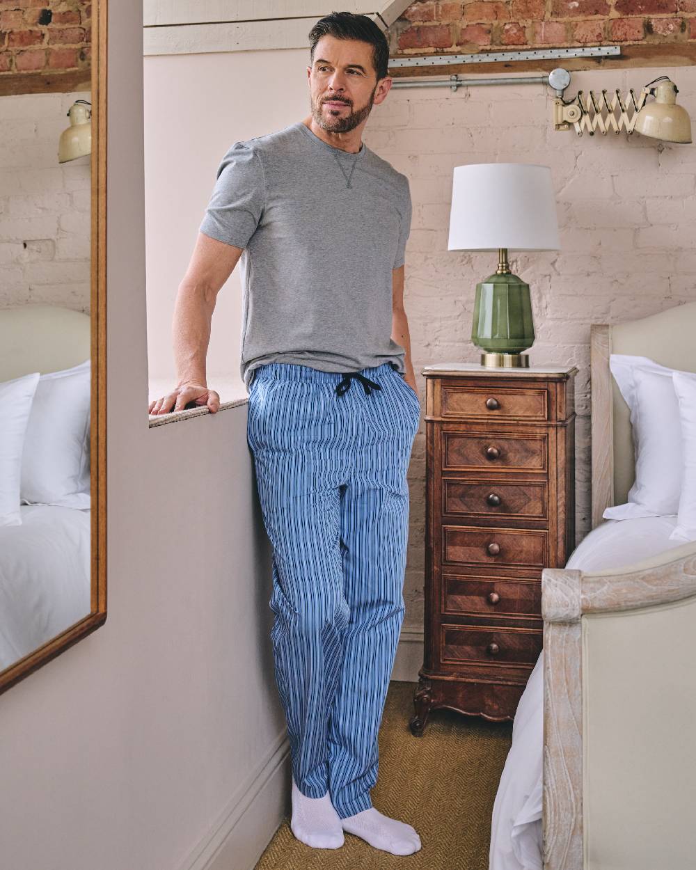 HJ Hall Mens T-Shirt And Long Pyjamas Set - Image 2