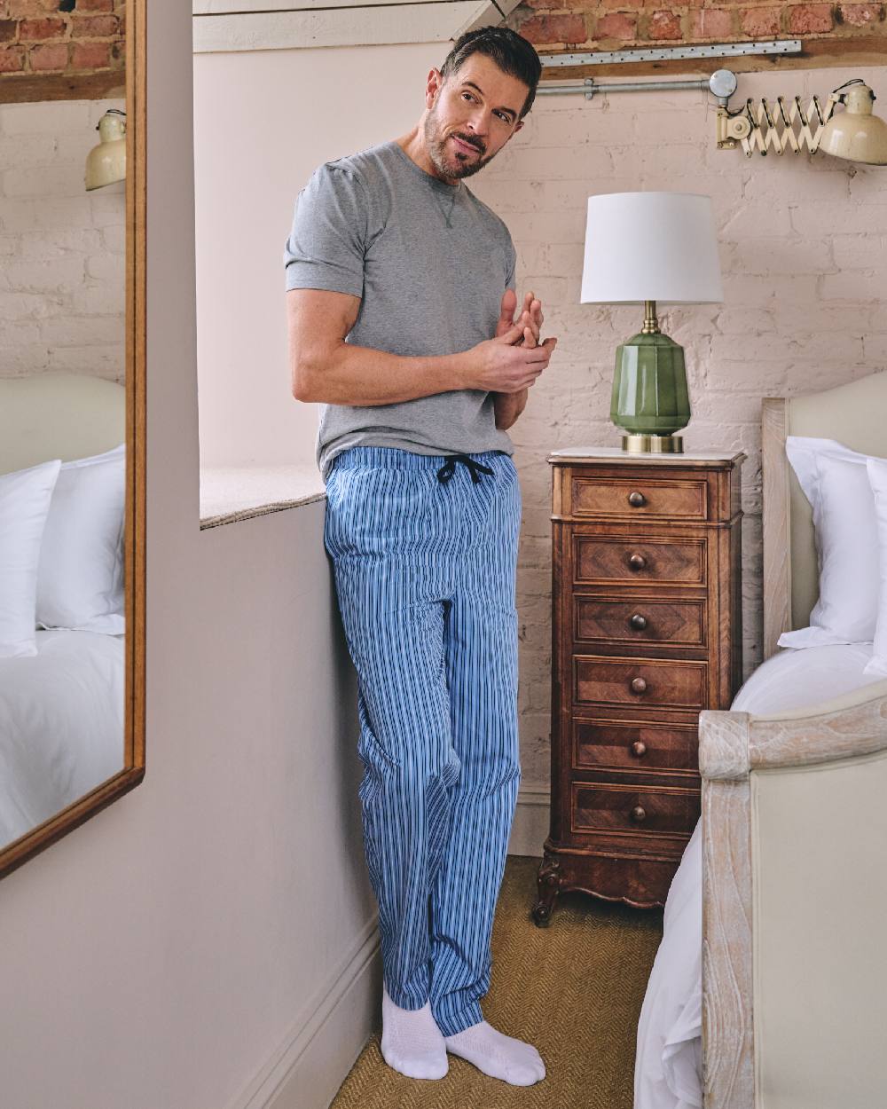 HJ Hall Mens T-Shirt And Long Pyjamas Set - Image 4