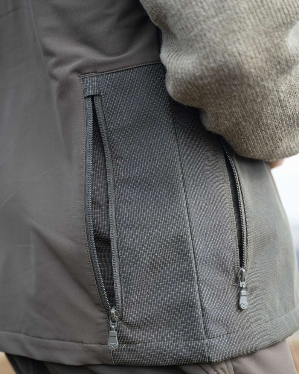 Hoggs of Fife Ardross 4-Way Active Gilet - Image 7